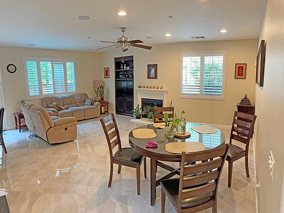 4th image of 10570 Hollingsworth Way
