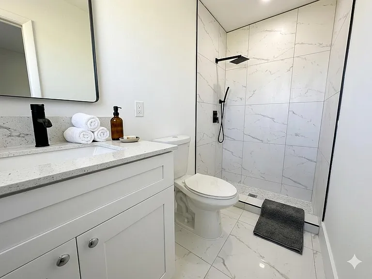2531 W Barkley Dr W #W-D — Photo 7