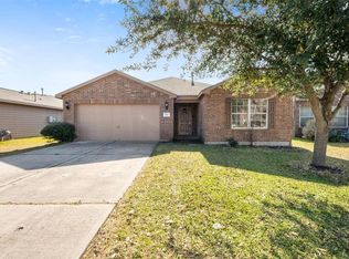 830 Paradise Rd, Baytown, TX 77521