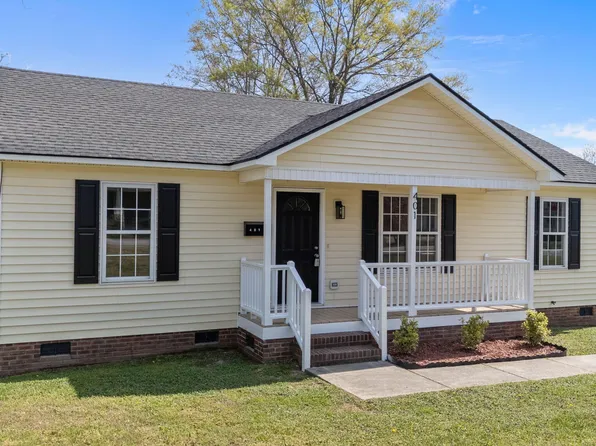 401 S Lombard St, Clayton, NC 27520