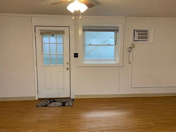 3rd image of 120 Old Lafayette Ave