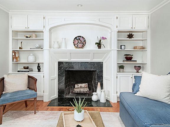 5th image of 52 Intervale Place