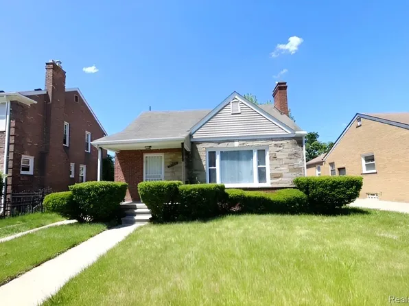 15769 Saint Marys St, Detroit, MI 48227