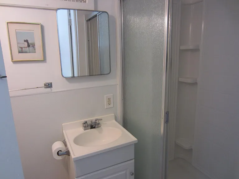 800 Boulder Dr — Photo 3