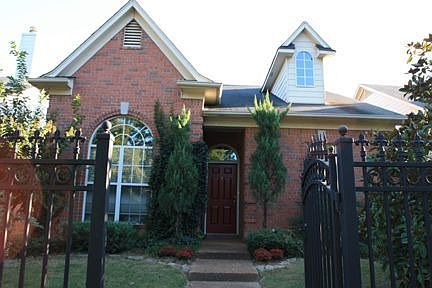 7447 Macon Rd