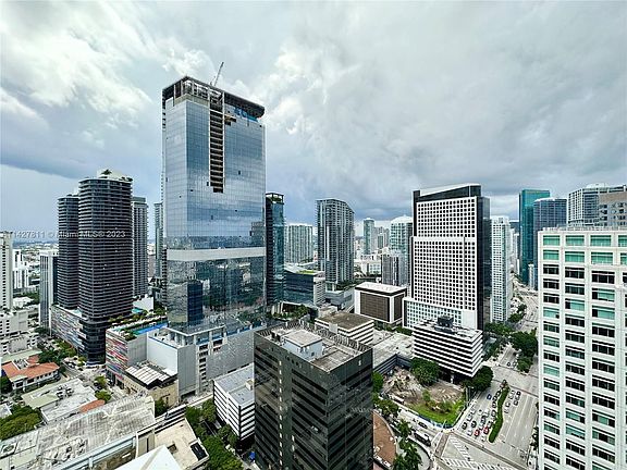 4th image of 951 Brickell Ave APT 3701