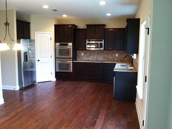 4th image of 205 Franklin Mdws Lot 205