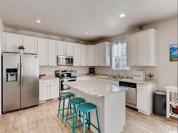 4th image of 5461 W Anfield Way