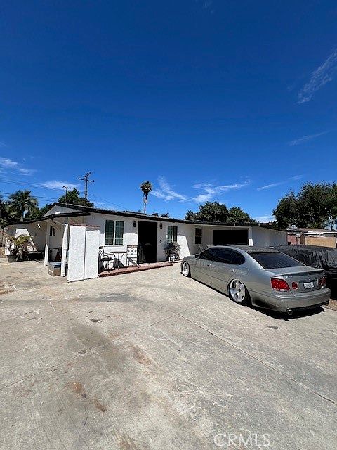 1st image of 12391 Lampson Ave