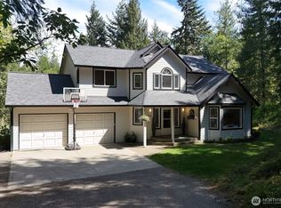 3414 NW Wild Ridge Lane, Bremerton, WA 98312