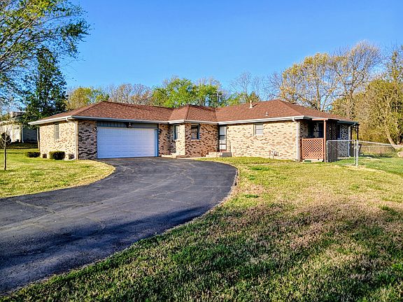 2nd image of 607 Terrace Drive
