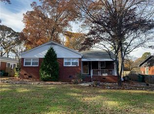 2308 Falmouth Rd, Charlotte, NC 28205