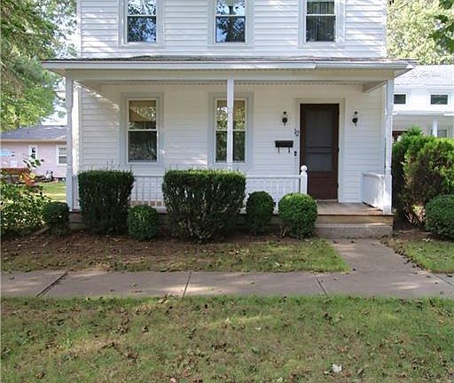 2nd image of 12 White St
