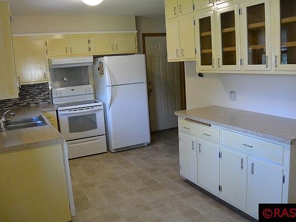 5th image of 117 Meadow Ln