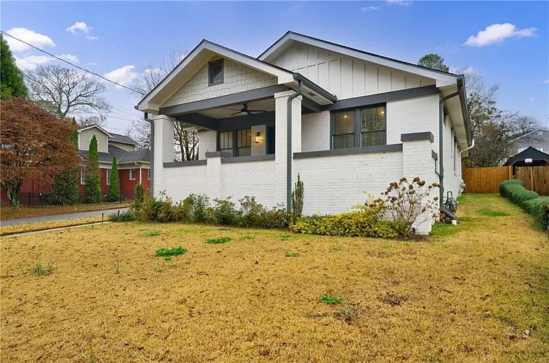 3 bed, 2.5 bath, 1794 sqft, $3,000 — Photo 2