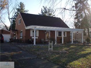 3015 Delta River Dr, Lansing, MI 48906