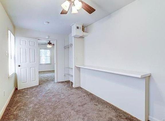 4th image of 1121 Floyd Ave #B