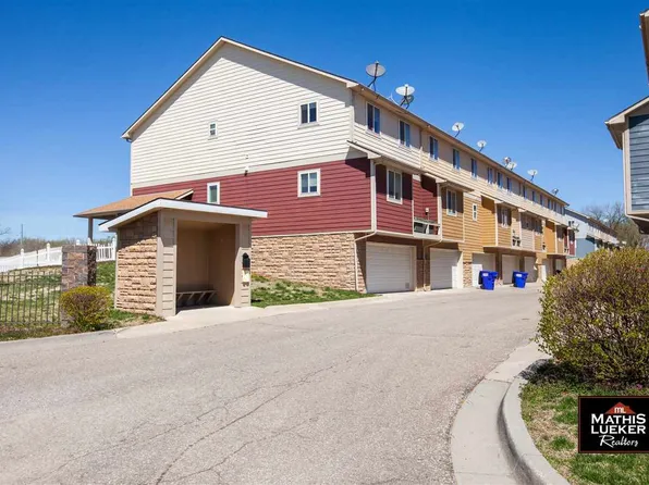 55 Fuller Cir, Junction City, KS 66441