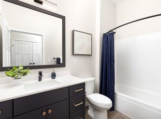 Noble, Minneapolis, MN 55431