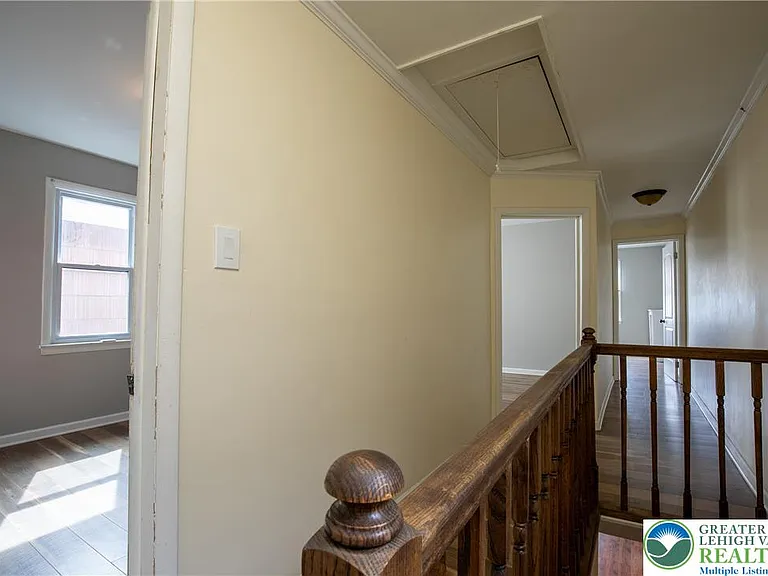 68 S Meade St — Photo 25