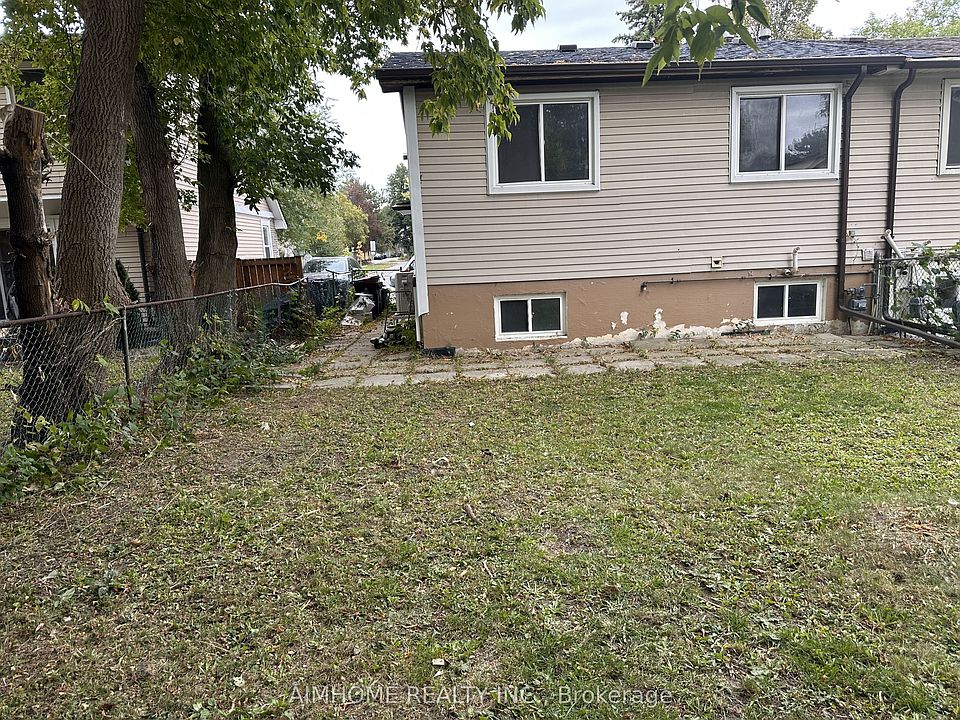 1st image of 302 Cliffwood Rd