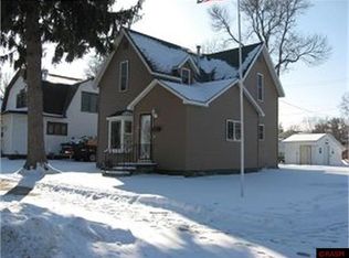 501 S Main St, Lake Crystal, MN 56055