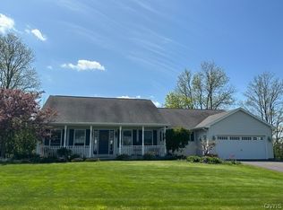 120 Hunt Valley Rd, Oneida, NY 13421