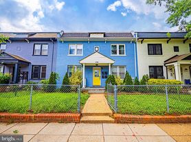 1718 W Virginia Ave NE, Washington, DC