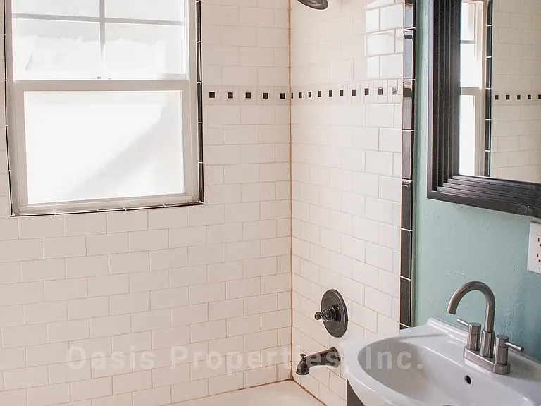 2502 NW 16th St #2502 — Photo 8