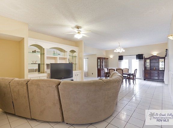 2nd image of 2082 W San Marcelo Blvd
