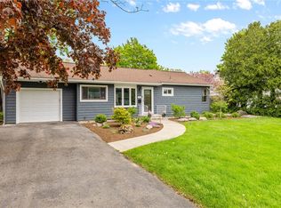 197 Pleasant Way, Penfield, NY 14526
