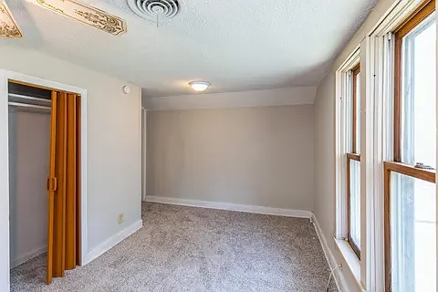 3 bed, 1446 sqft, $2,200 — Photo 4