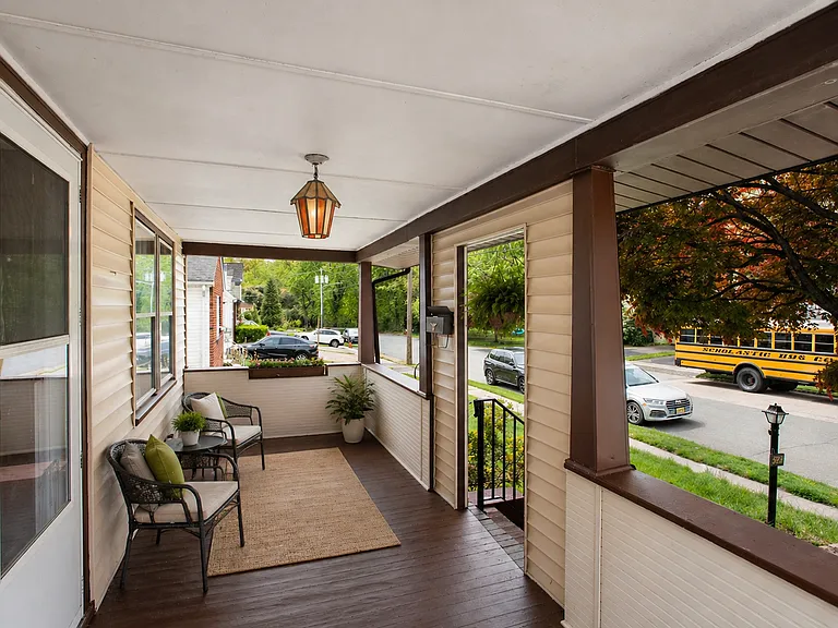 5-23 Canger Pl — Photo 3