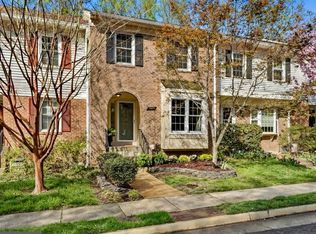5872 Langton Dr, Alexandria, VA