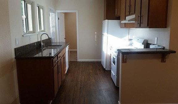 3rd image of 4247 35th St