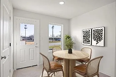 645 N McCart St #645 N MCCART — Photo 8