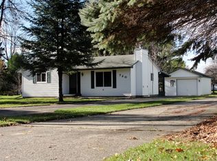 720 S Main St, Au Gres, MI 48703