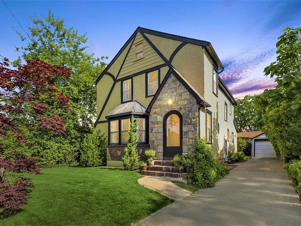 1st image of 121 Wicks Ln
