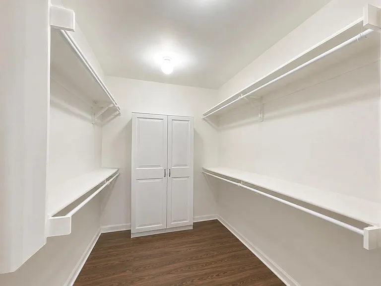 817 Tapestry Cv — Photo 17