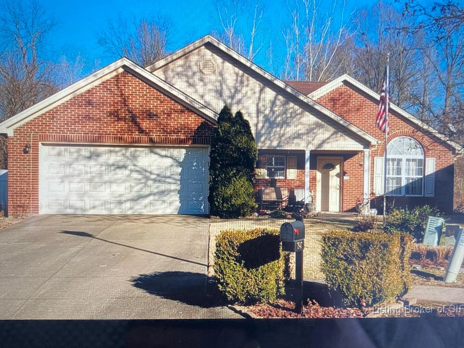 7547 Eagle Ridge Dr — Photo 1