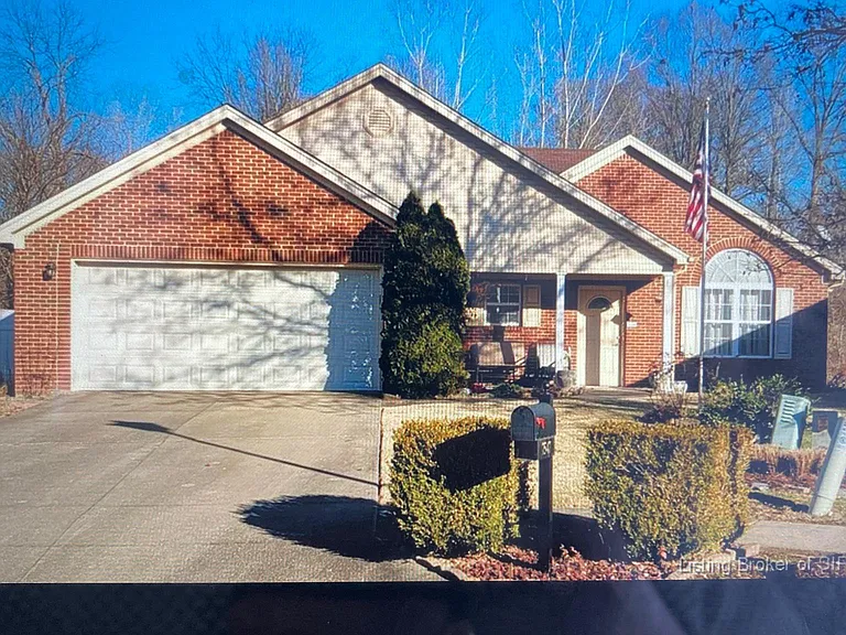 7547 Eagle Ridge Dr — Photo 1