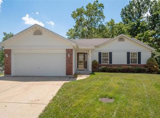 110 Lindys Landing Ct, Saint Peters, MO 63376