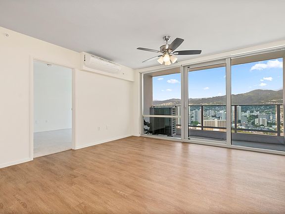 3rd image of 1631 Kapiolani Blvd APT 3601