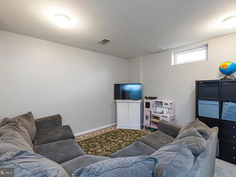 4004 Meadow Trail Ln — Photo 30