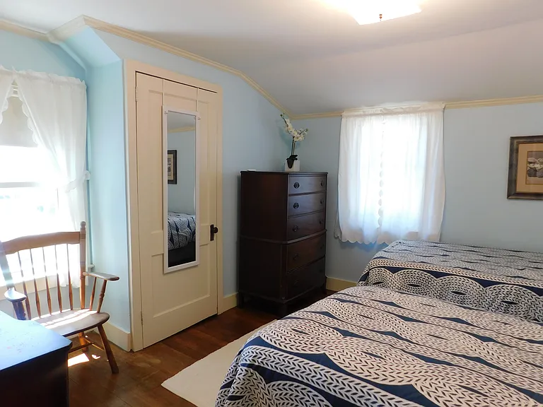 70 E Grand Ave — Photo 61