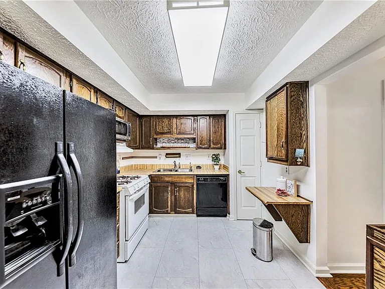 878 Lake Hollow Blvd SW — Photo 6