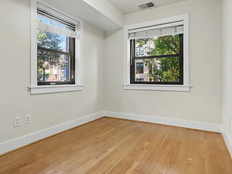 1300 K St SE #103 — Photo 5