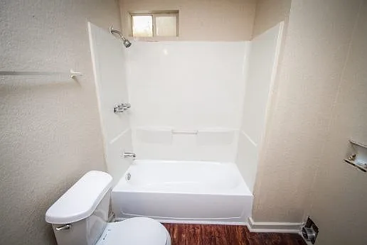 936 Poinsettia St — Photo 15