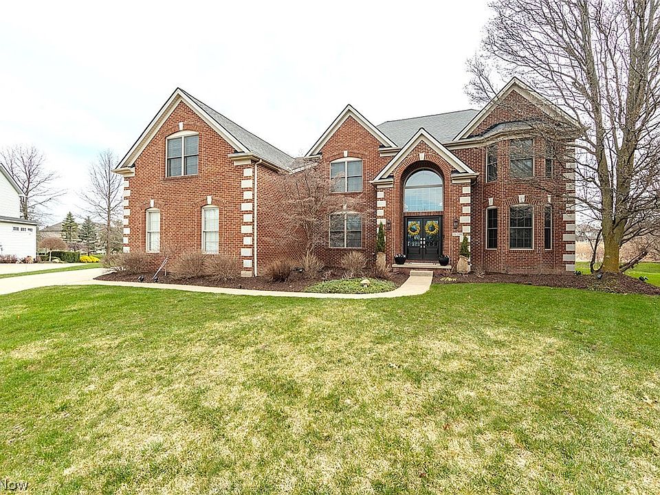 1st image of 20208 E Donegal Ln