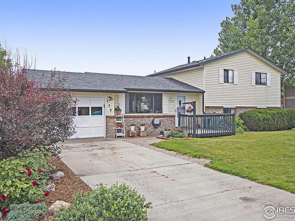 1st image of 135 Ivy Ct